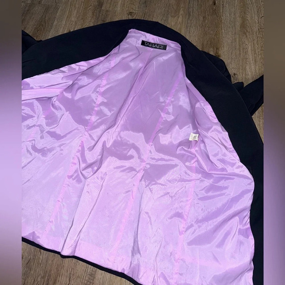 Tahari • Navy Single Button Blazer - Picture 8 of 11